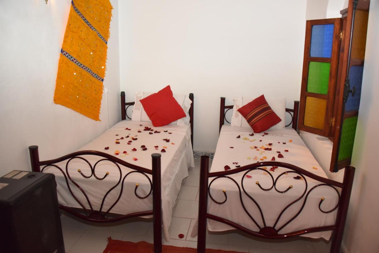 Riad El Idrissi Rabat Luaran gambar